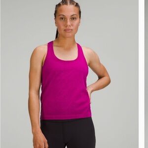 Swiftly Tech Racerback Tank Top
2.0 Waist Length